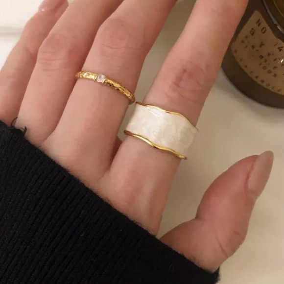 🤍Insta enamel open ring - Picture 3 of 8